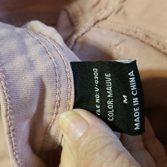 LOVER BRAND, JEANS LEGGINGS Sz M, White & Mauve, EUC, CL #132 - Picture 7 of 10